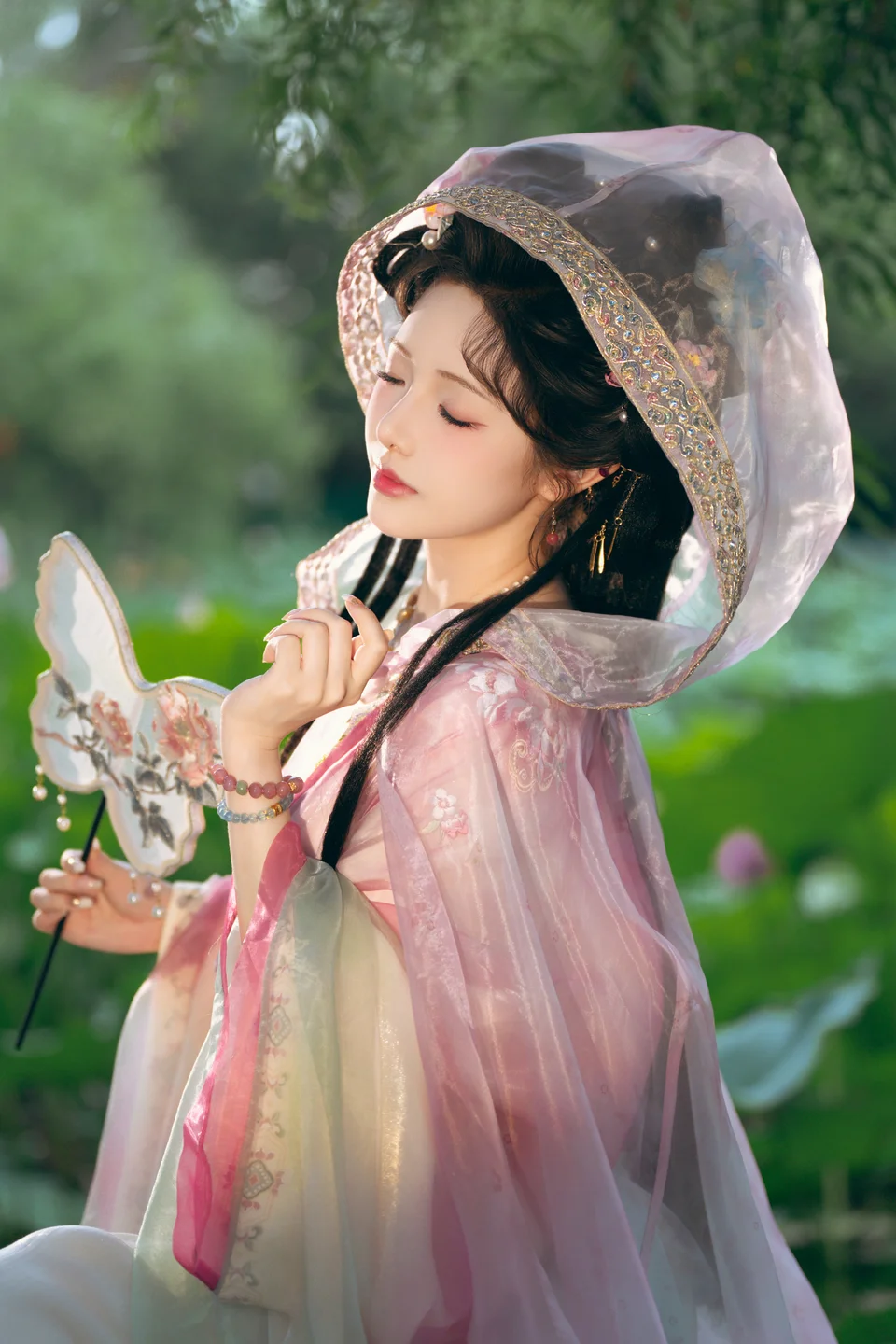 雯妹不讲道理 - 祝您中秋快乐owo [20P-156MB] tg@simisebaisi 【丝足阁】009.webp